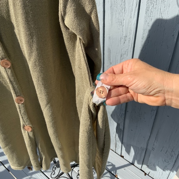 Roni Bis Jacket (Size S-M) in color beige/tan - Picture 8 of 8